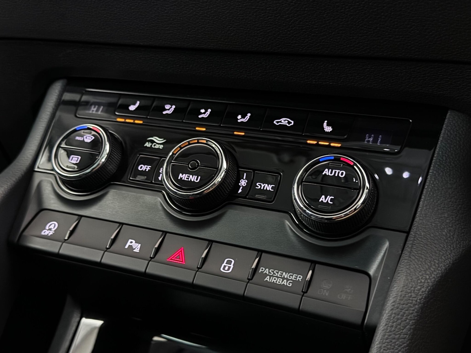 Used Skoda Karoq 2018 for sale - 77183206: Photo 31