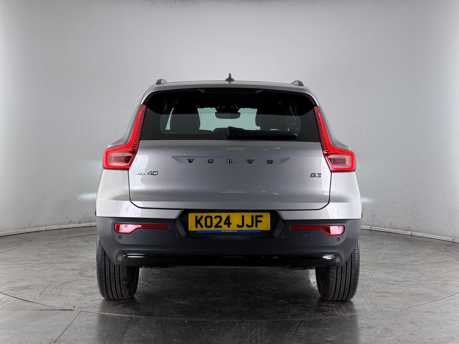 Used Volvo XC40 2024 for sale - 77182645: Photo 5