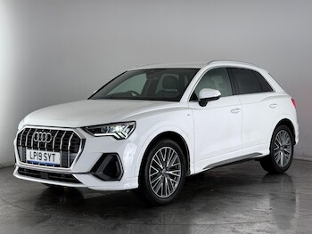 Used Audi Q3 2019 for sale - 77647208: Photo