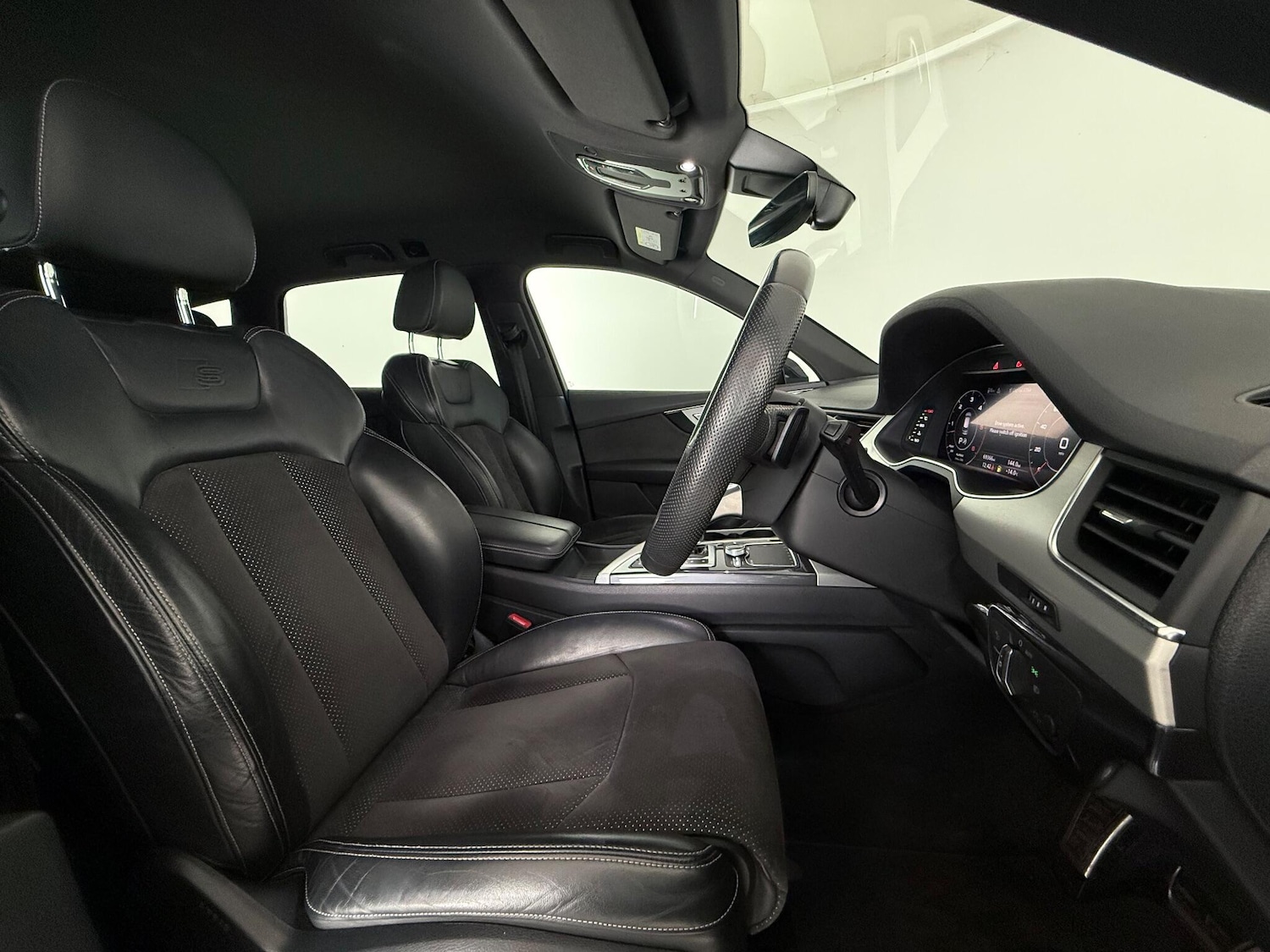 Used Audi Q7 2019 for sale - 76801596: Photo 16