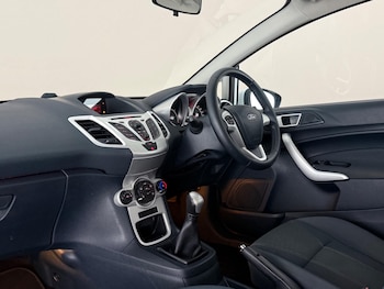 Used Ford Fiesta 2012 for sale - 79237300: Photo