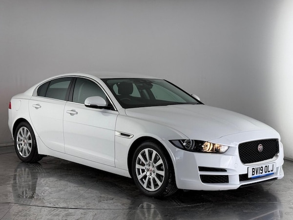 Used Jaguar XE 2019 for sale - 75777286: Photo 1