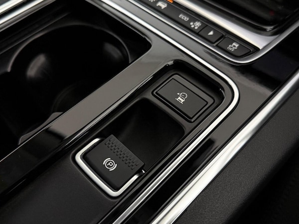 Used Jaguar XE 2019 for sale - 75777286: Photo 35