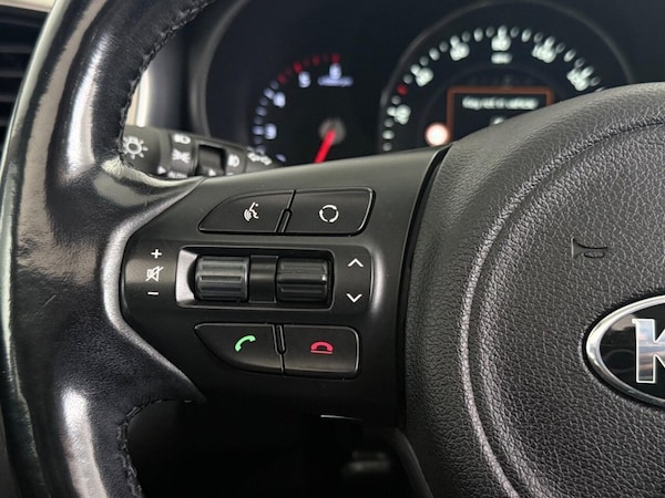 Used Kia Sorento 2017 for sale - 76261436: Photo 30