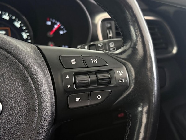 Used Kia Sorento 2017 for sale - 76261436: Photo 32