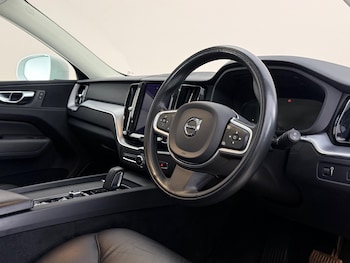 Used Volvo XC60 2021 for sale - 78898864: Photo