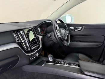 Used Volvo XC60 2021 for sale - 78898864: Photo
