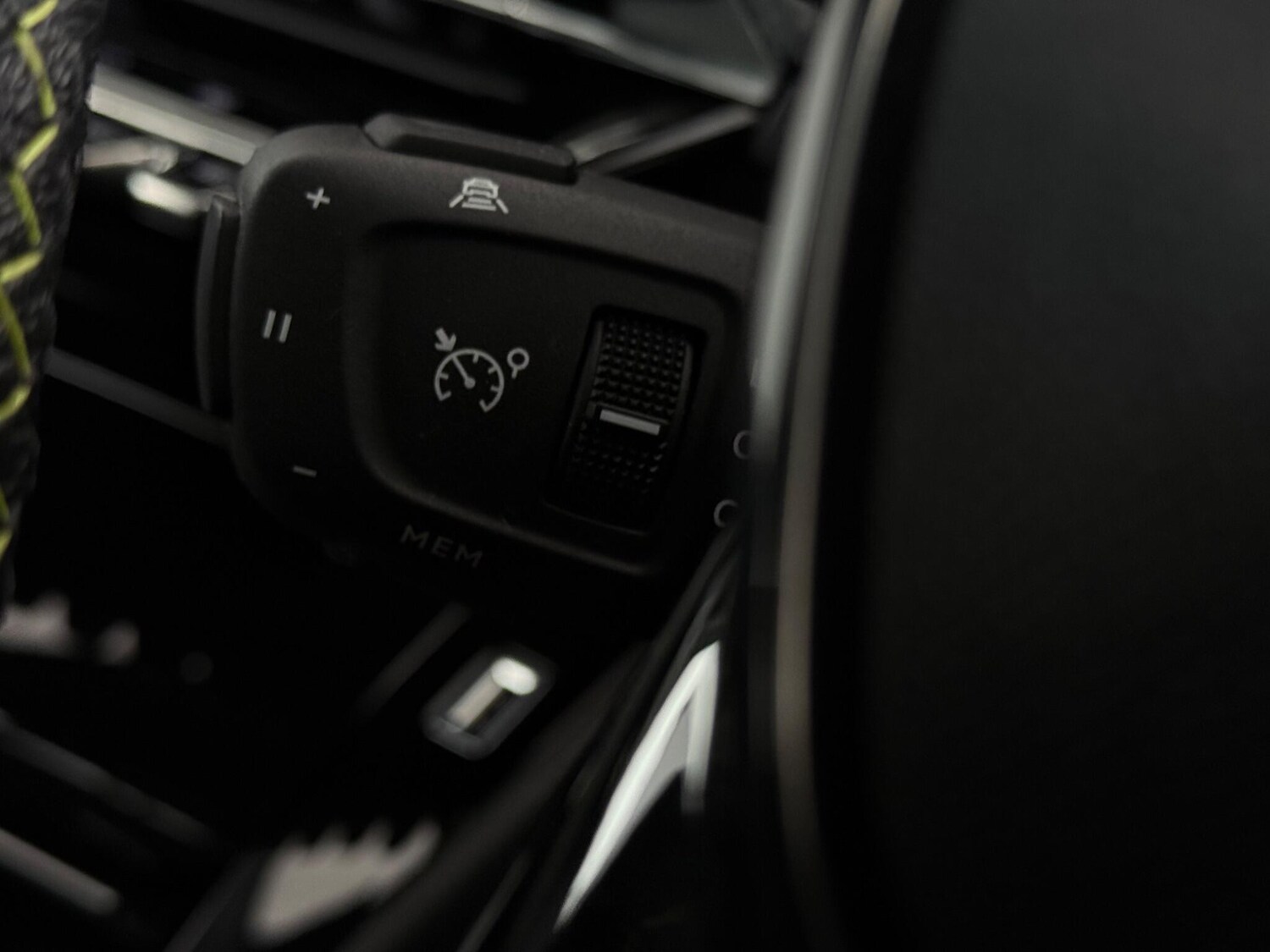 Used Peugeot 208 2020 for sale - 77815165: Photo 16