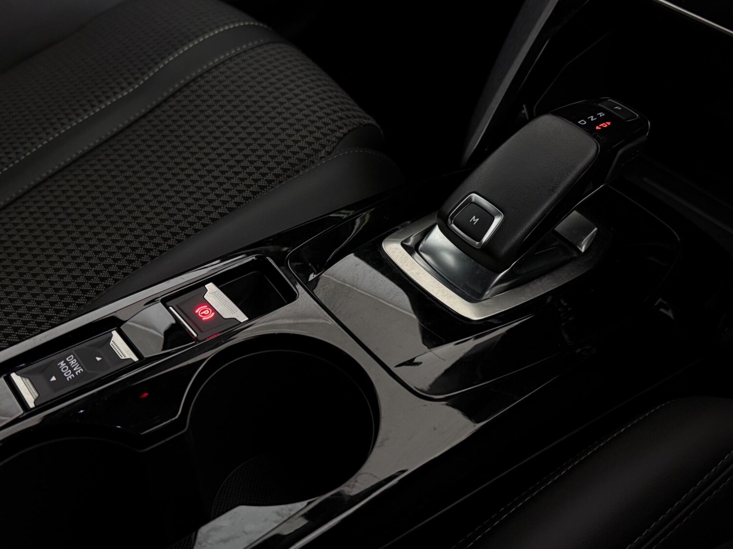 Used Peugeot 208 2020 for sale - 77815165: Photo 30