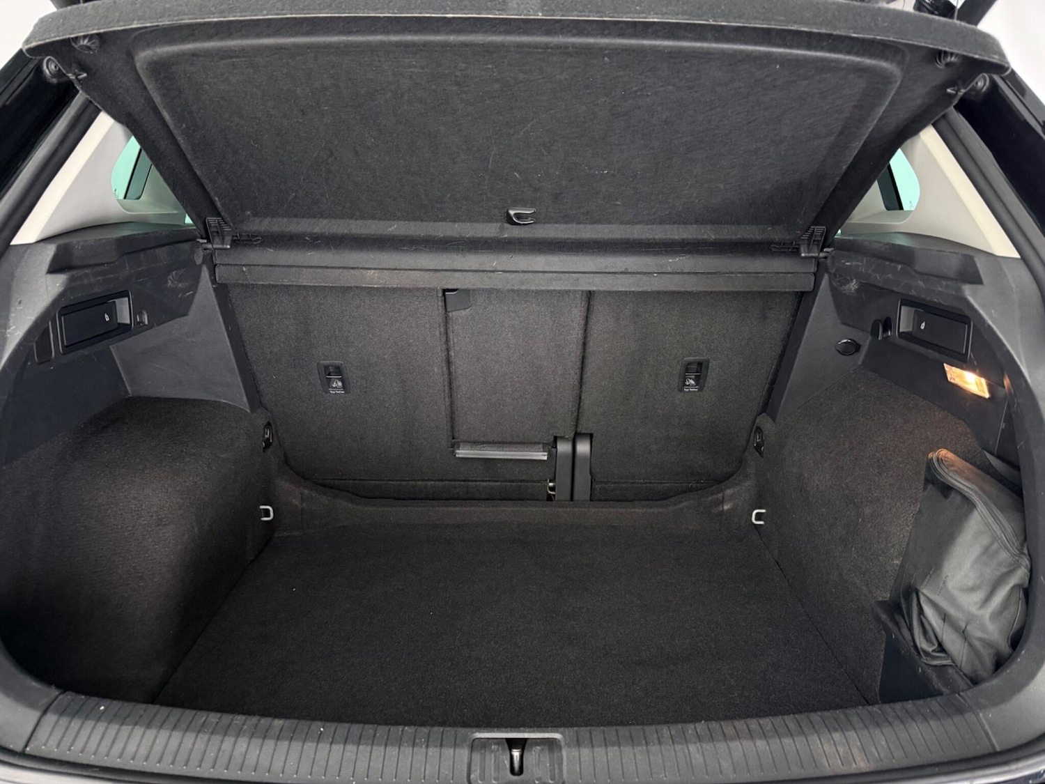 Used Volkswagen Tiguan 2021 for sale - 77647207: Photo 10