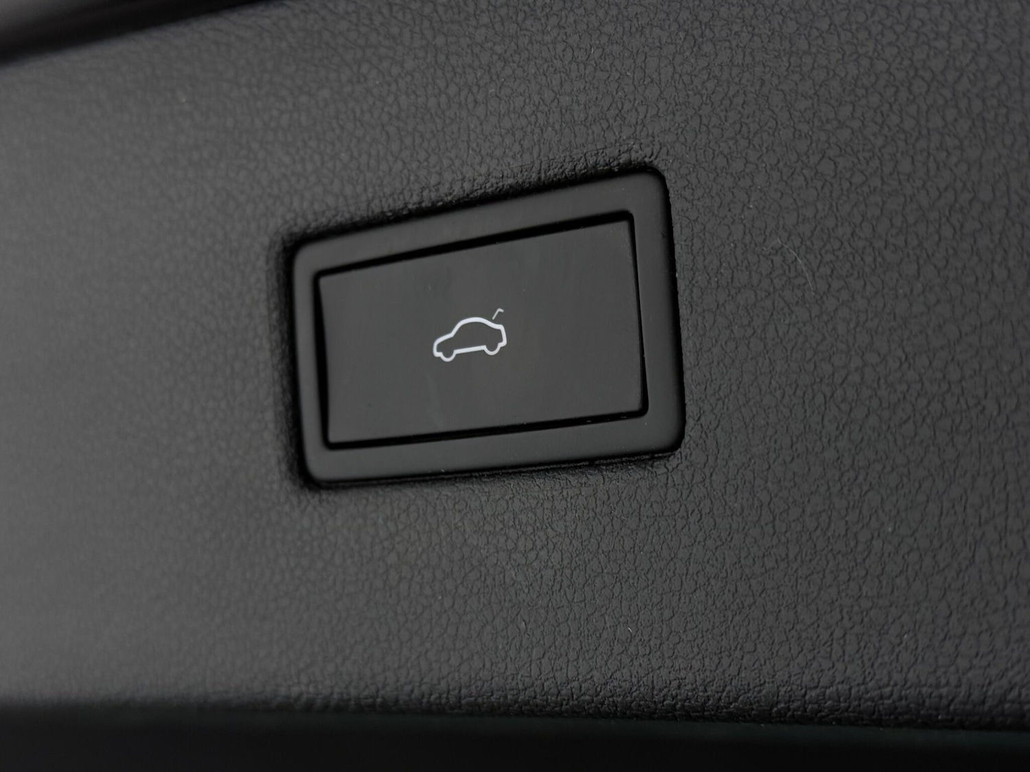 Used Volkswagen Tiguan 2021 for sale - 77647207: Photo 11