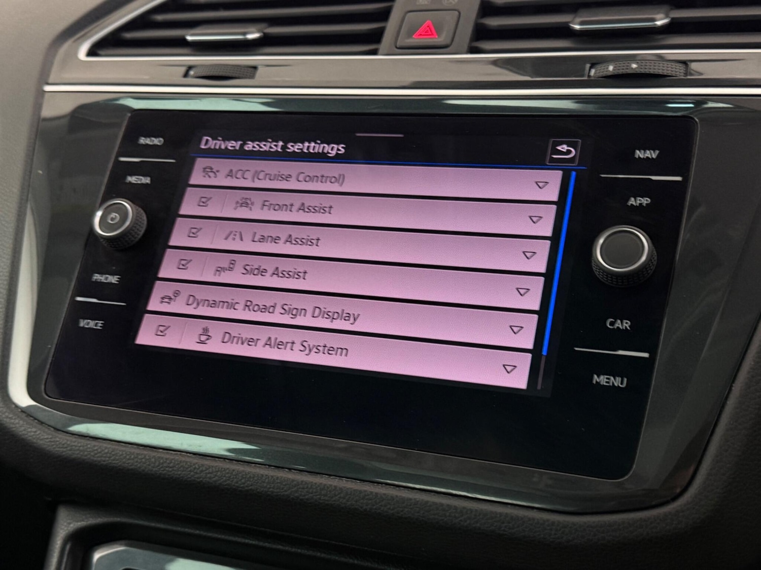 Used Volkswagen Tiguan 2021 for sale - 77647207: Photo 22