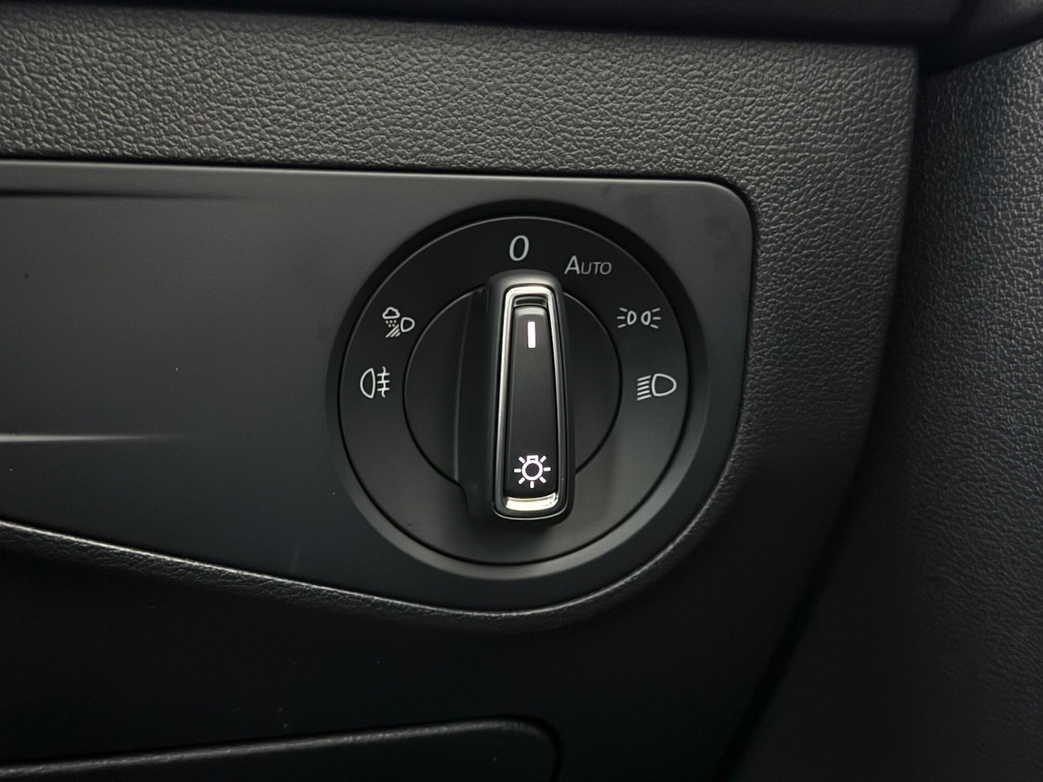 Used Volkswagen Tiguan 2021 for sale - 77647207: Photo 29