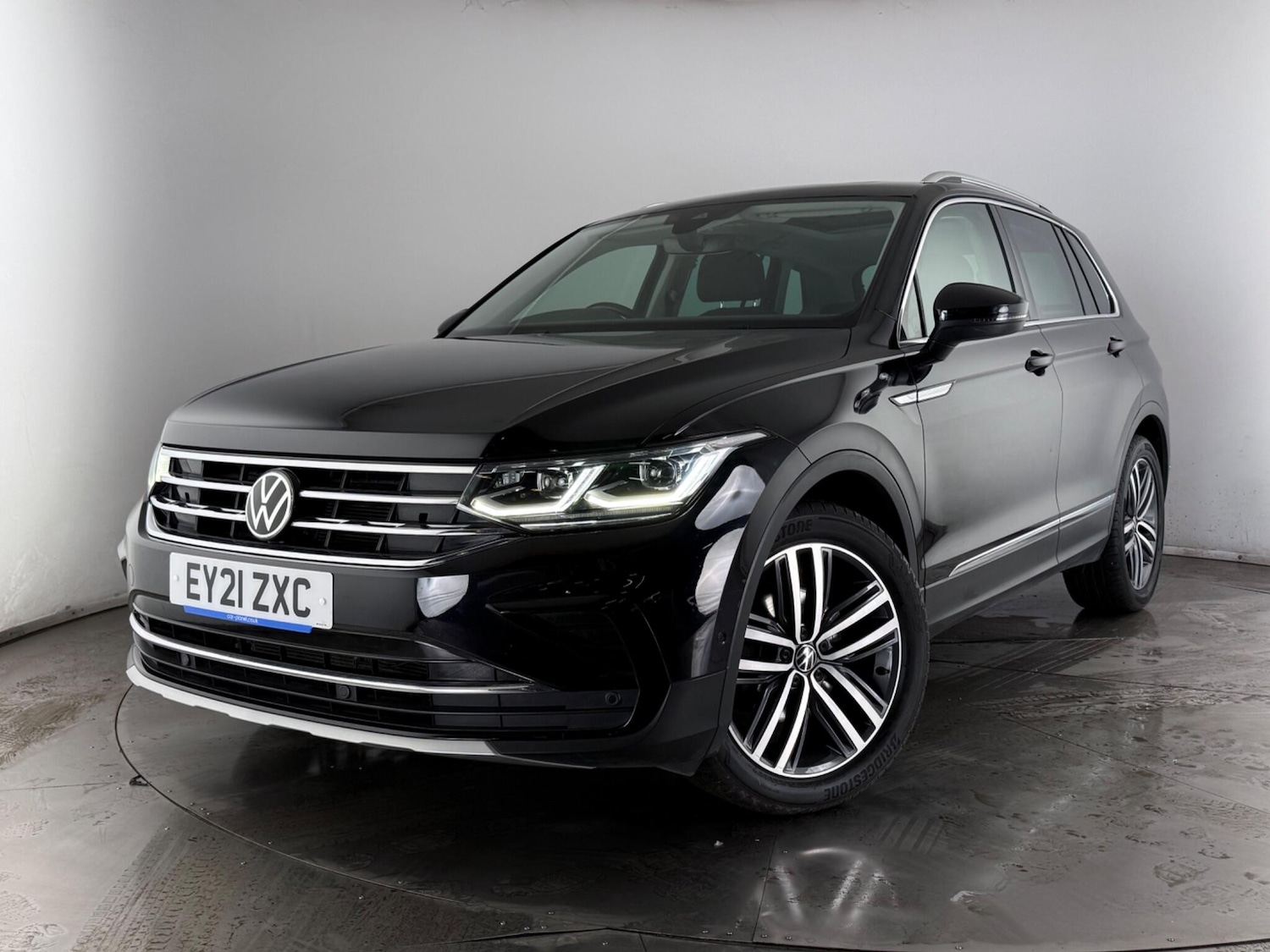 Used Volkswagen Tiguan 2021 for sale - 77647207: Photo 31