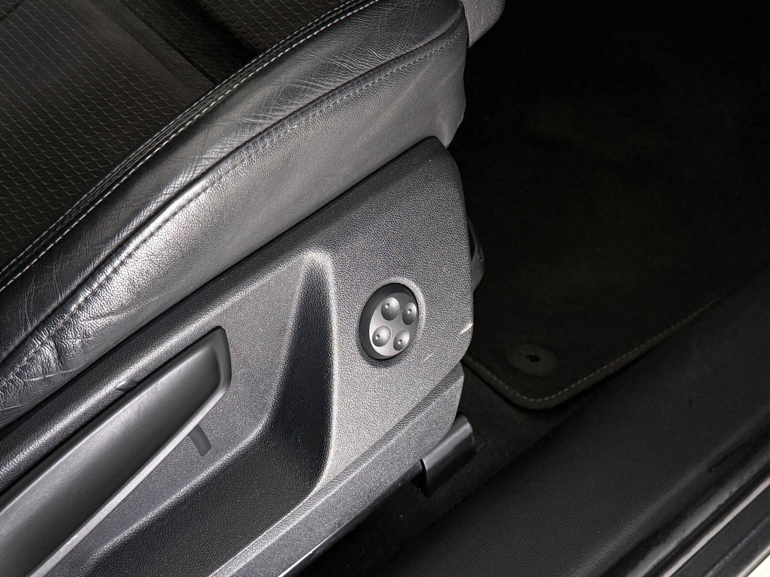 Used Audi Q5 2018 for sale - 77221892: Photo 15