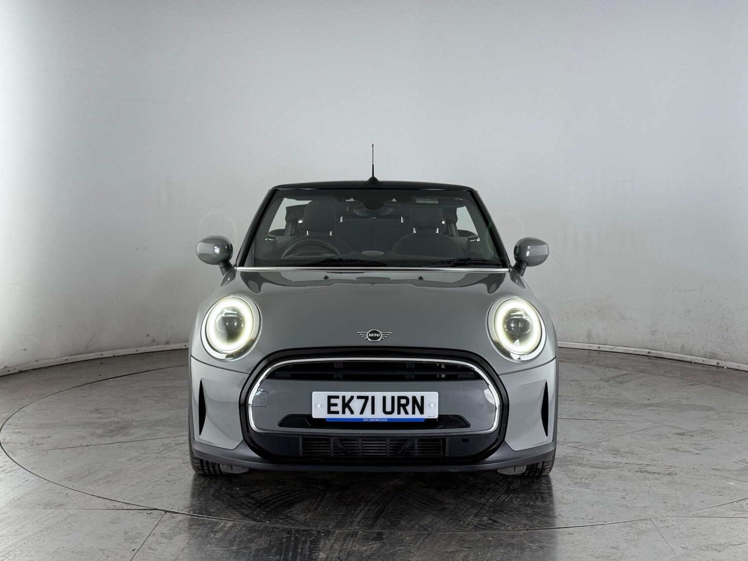Used MINI Convertible 2021 for sale - 77216766: Photo 2