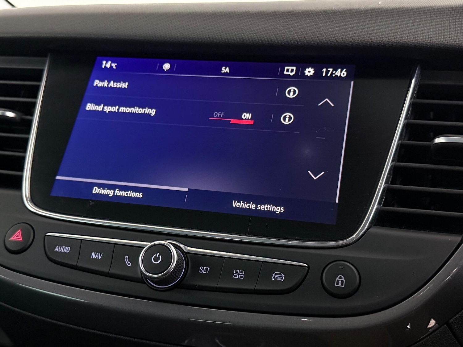 Used Vauxhall Crossland 2024 for sale - 76467138: Photo 26