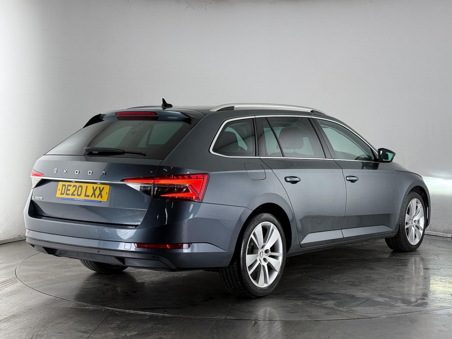 Used Skoda Superb 2020 for sale - 77259893: Photo 6