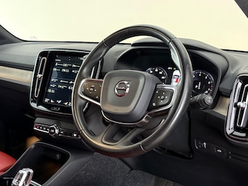 Used Volvo XC40 2020 for sale - 79237265: Photo