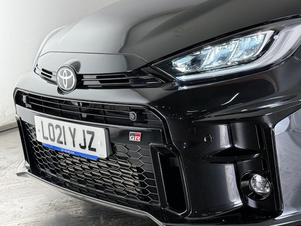 Used Toyota Yaris 2021 for sale - 76303872: Photo 48