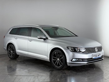 Volkswagen - Passat