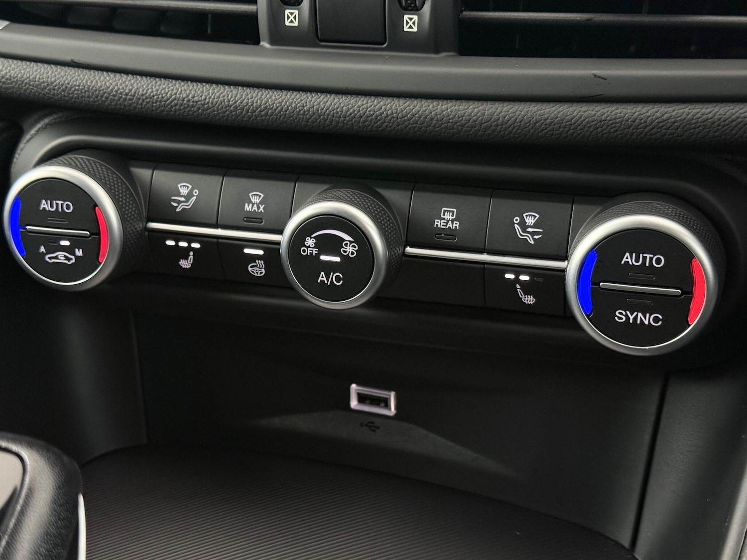 Used Alfa Romeo Giulia 2020 for sale - 76467370: Photo 40