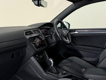 Used Volkswagen Tiguan Allspace 2022 for sale - 78935500: Photo