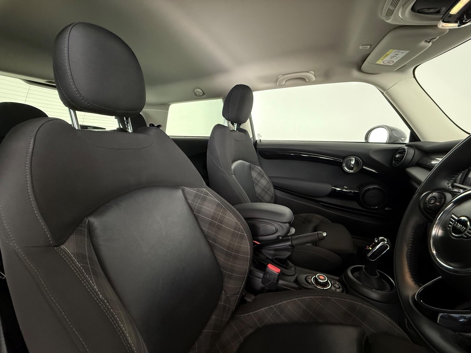 Used MINI Hatch 2019 for sale - 77216749: Photo 12