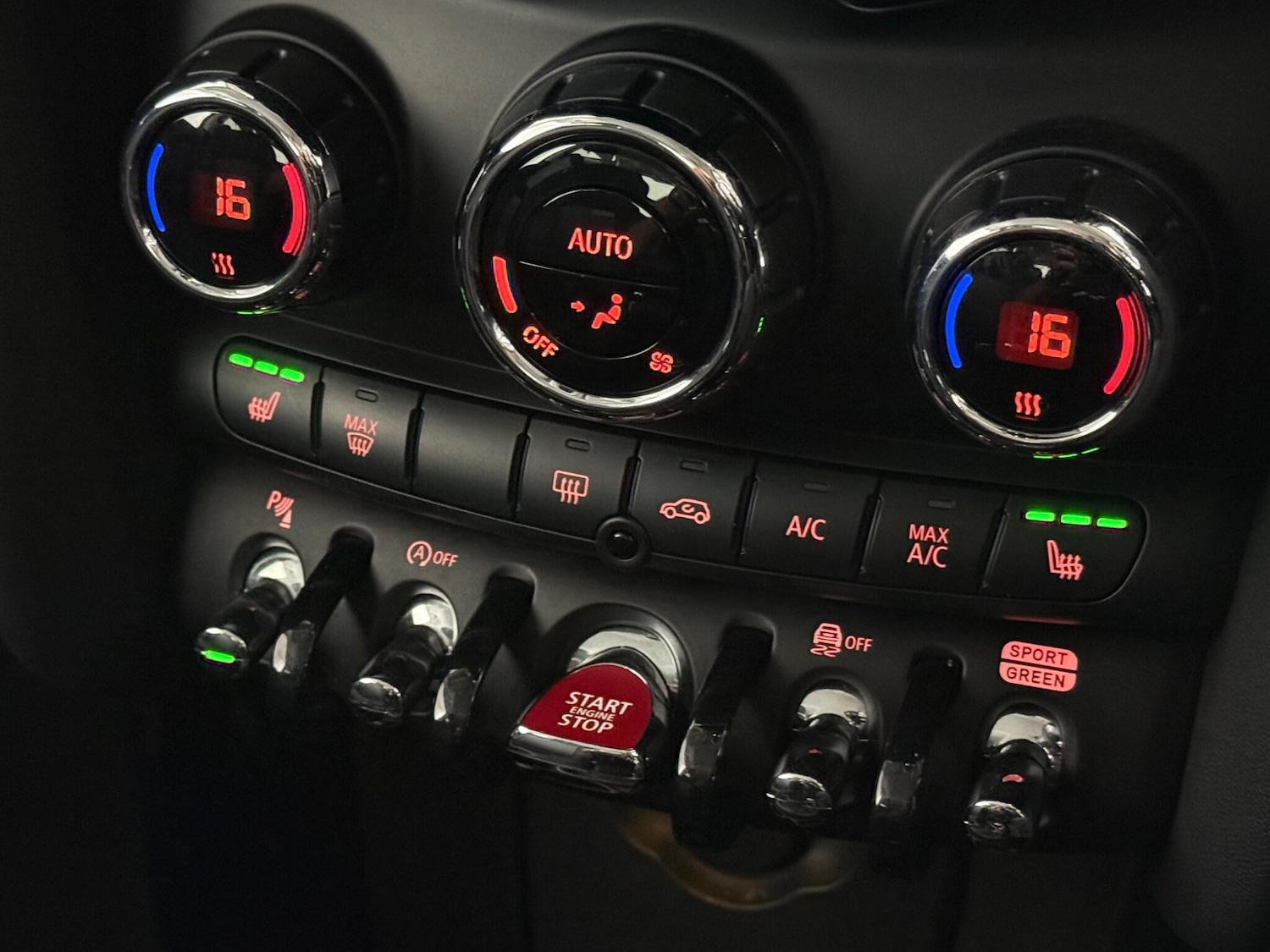 Used MINI Hatch 2019 for sale - 77216749: Photo 29