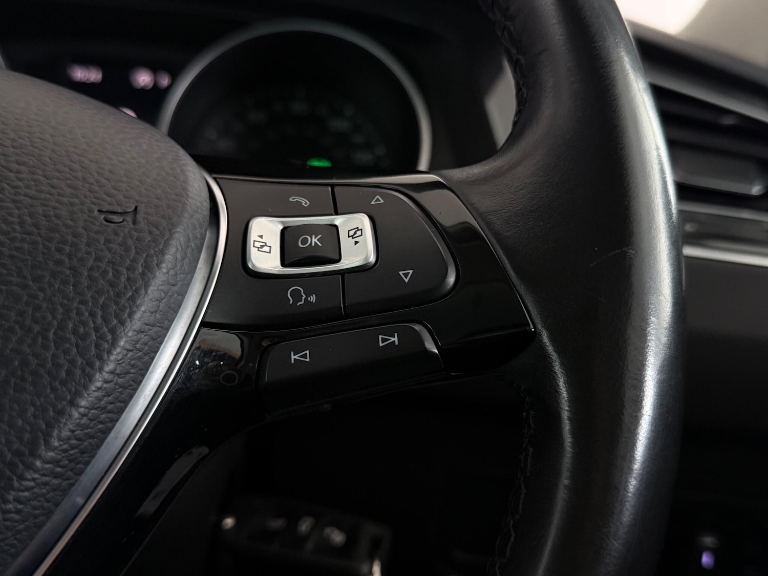 Used Volkswagen Tiguan 2018 for sale - 77247102: Photo 19