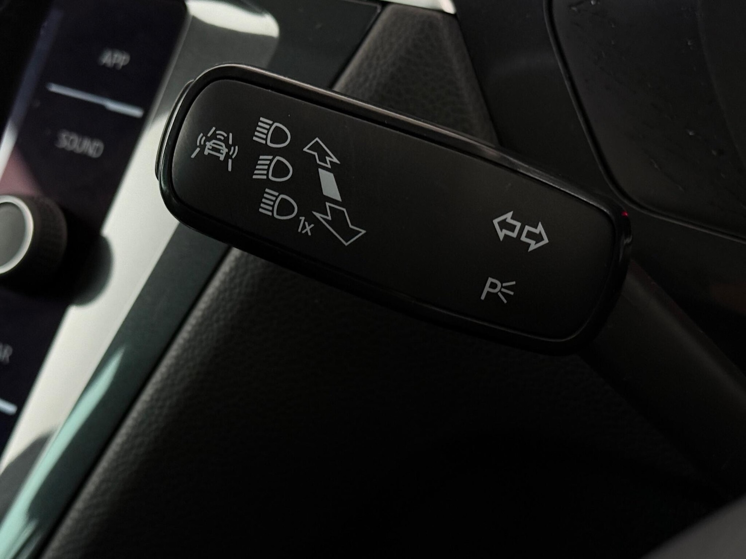 Used Volkswagen Tiguan 2018 for sale - 77247102: Photo 20