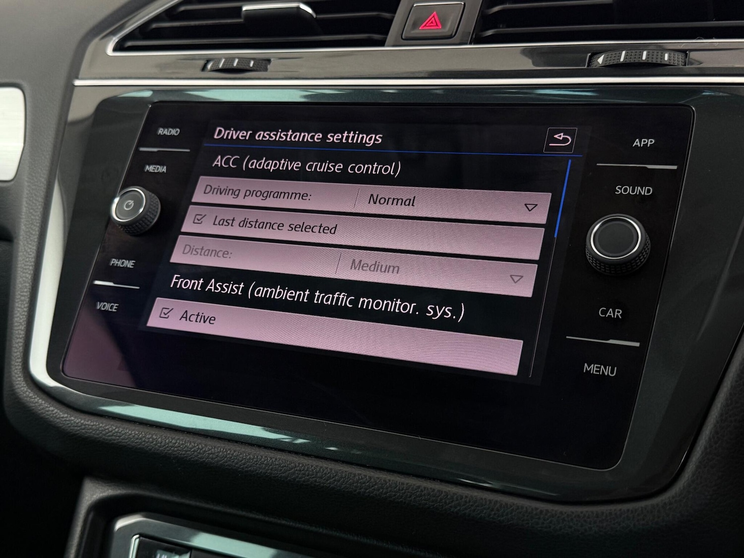 Used Volkswagen Tiguan 2018 for sale - 77247102: Photo 28