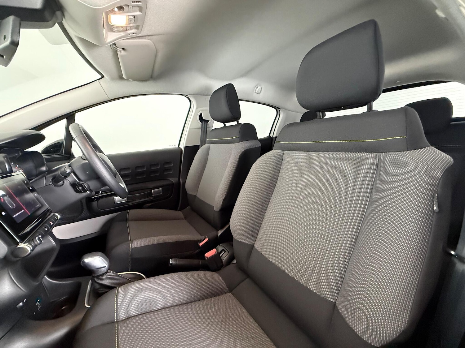 Used Citroen C3 2023 for sale - 76467192: Photo 15