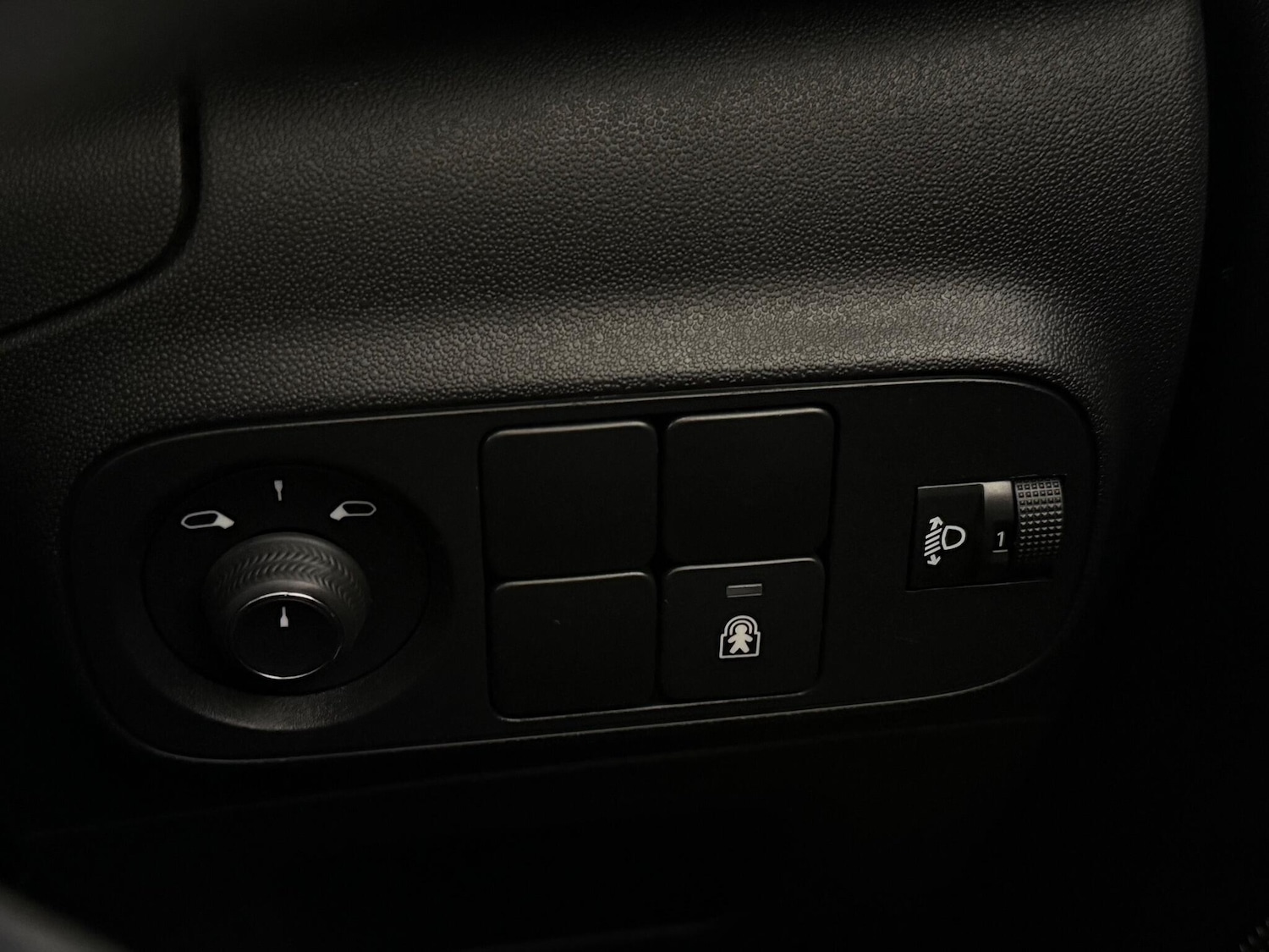 Used Citroen C3 2023 for sale - 76467192: Photo 39