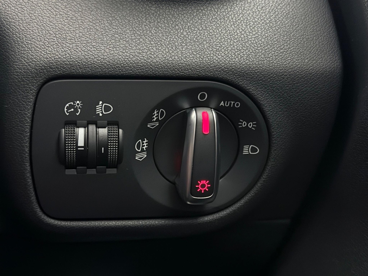 Used Audi A1 2017 for sale - 77222165: Photo 27