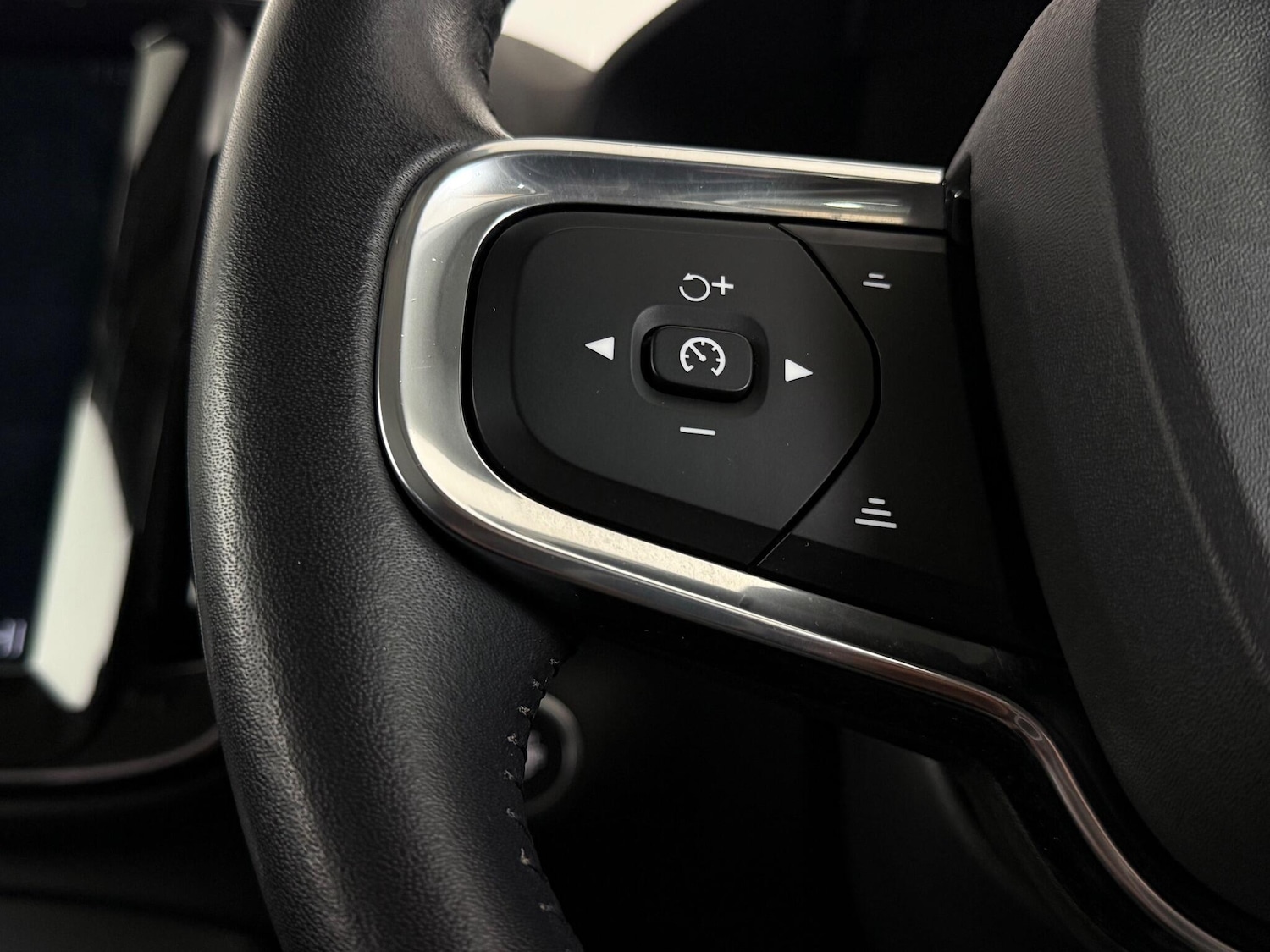 Used Volvo XC40 2020 for sale - 77259837: Photo 18