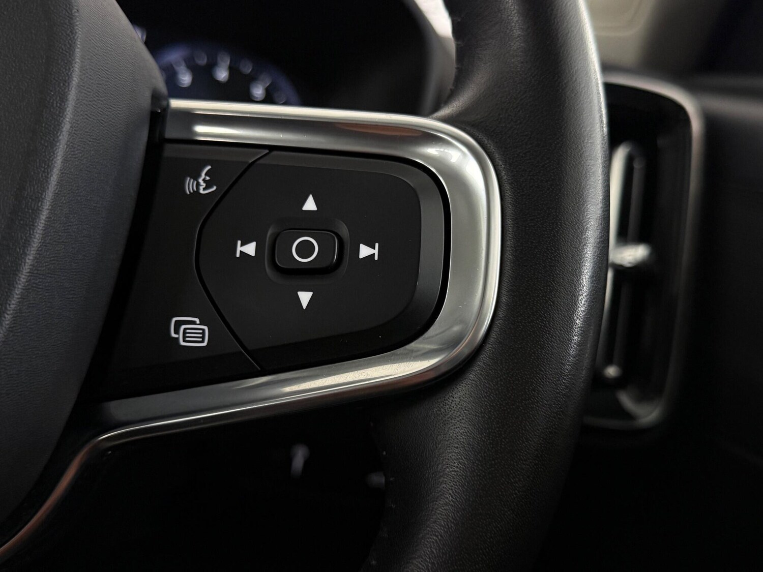 Used Volvo XC40 2020 for sale - 77259837: Photo 19