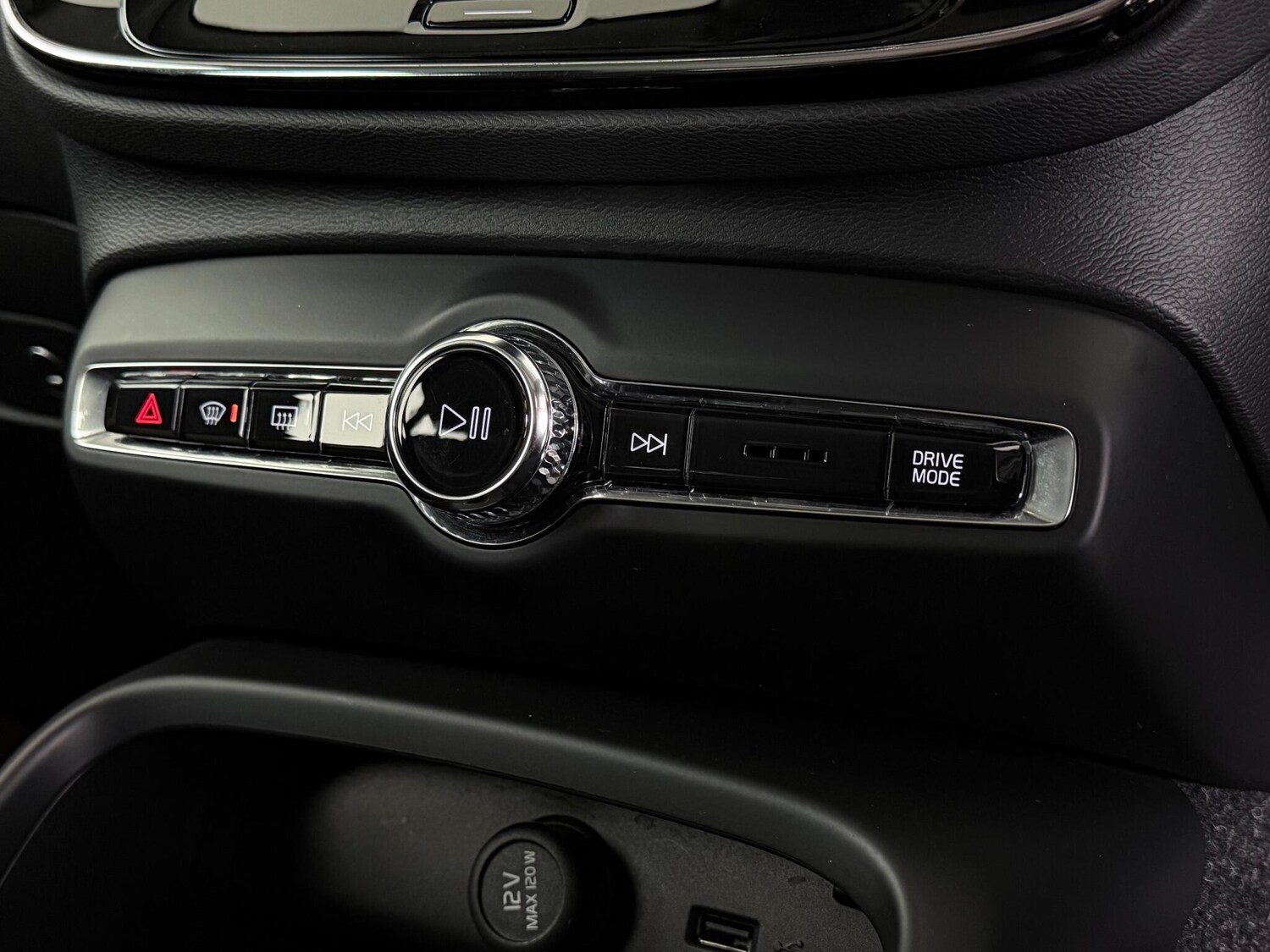 Used Volvo XC40 2020 for sale - 77259837: Photo 30