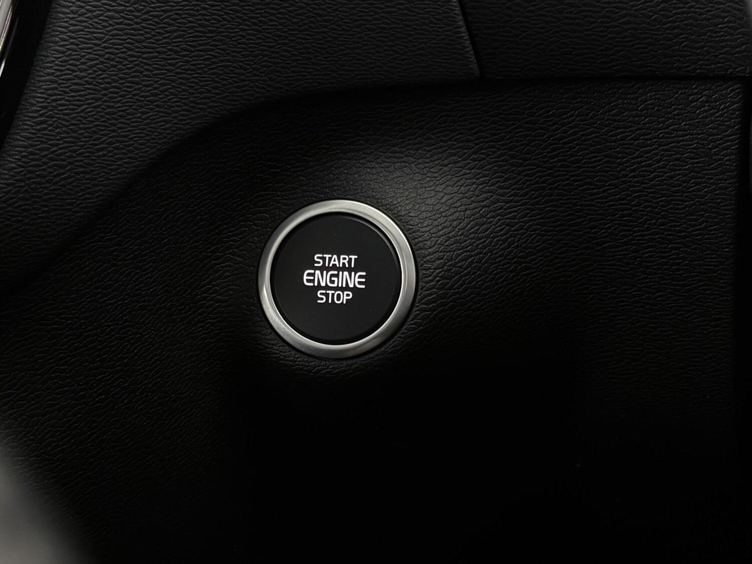 Used Volvo XC40 2020 for sale - 77259837: Photo 33