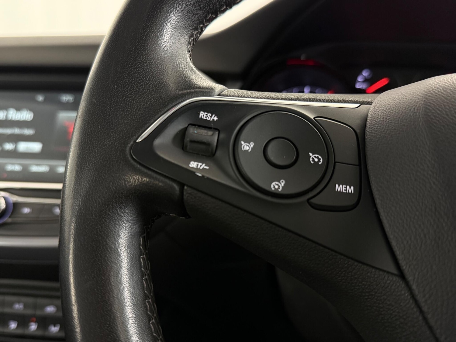 Used Vauxhall Crossland 2021 for sale - 77221896: Photo 17