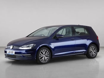 Used Volkswagen Golf 2018 for sale - 79189130: Photo