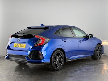 Used Honda Civic 2019 for sale - 77456619: Photo