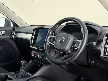 Used Volvo XC40 2019 for sale - 79533625: Photo