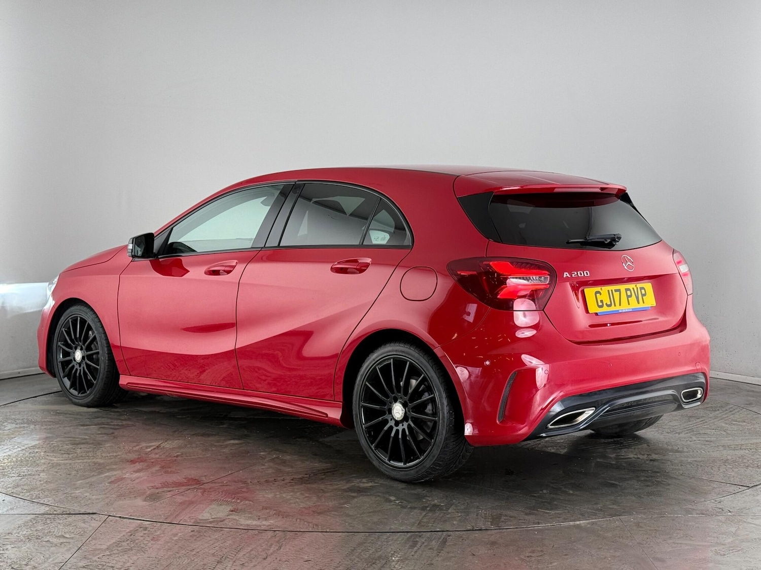 Used Mercedes-Benz A-Class 2017 for sale - 76607571: Photo 4