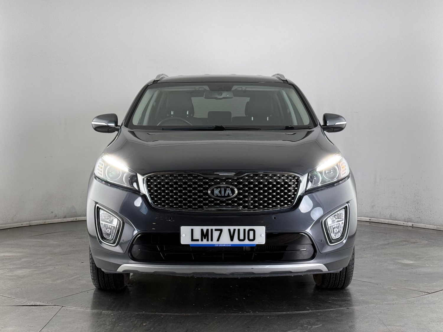 Used Kia Sorento 2017 for sale - 77769880: Photo 2