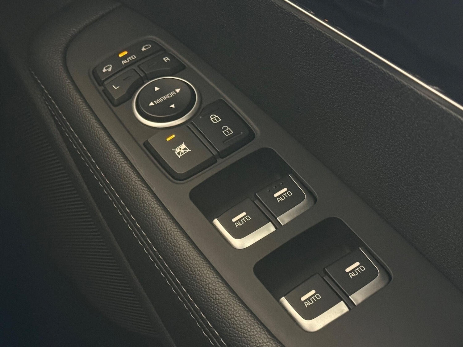 Used Kia Sorento 2017 for sale - 77769880: Photo 26