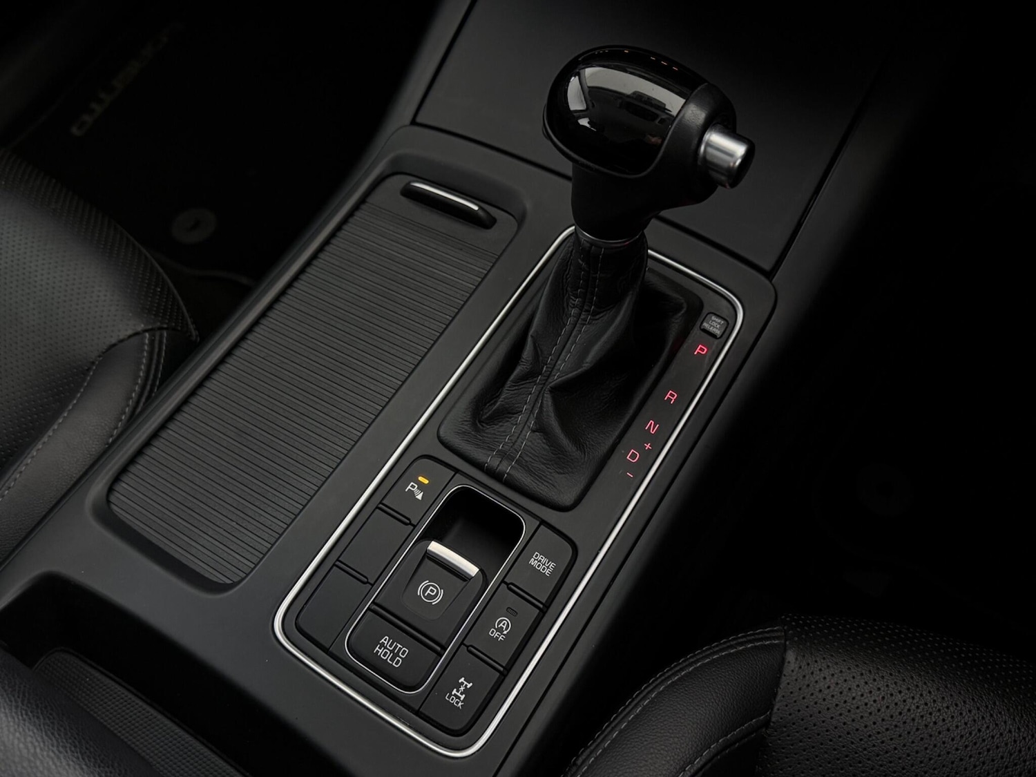 Used Kia Sorento 2017 for sale - 77769880: Photo 28