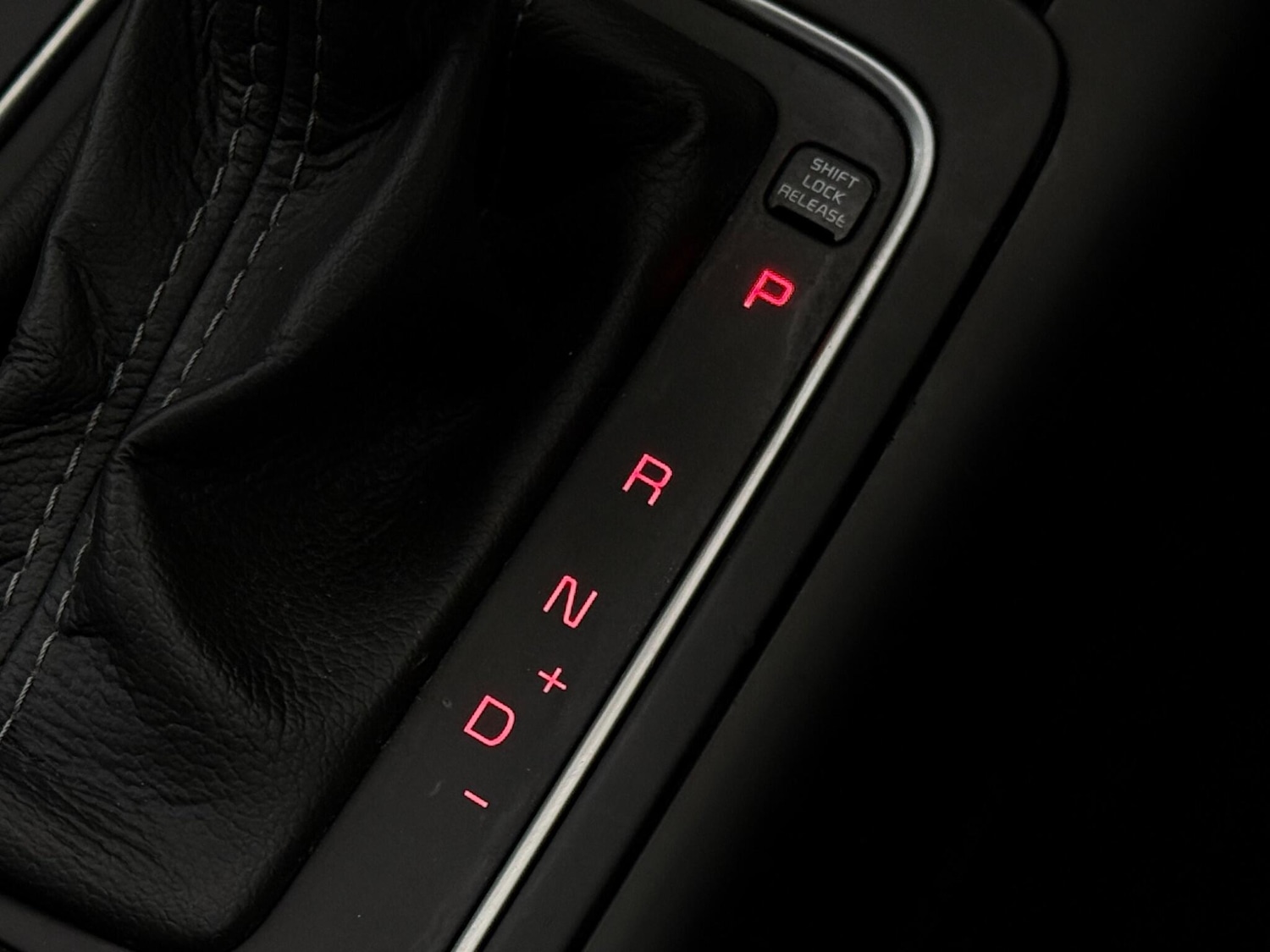 Used Kia Sorento 2017 for sale - 77769880: Photo 29