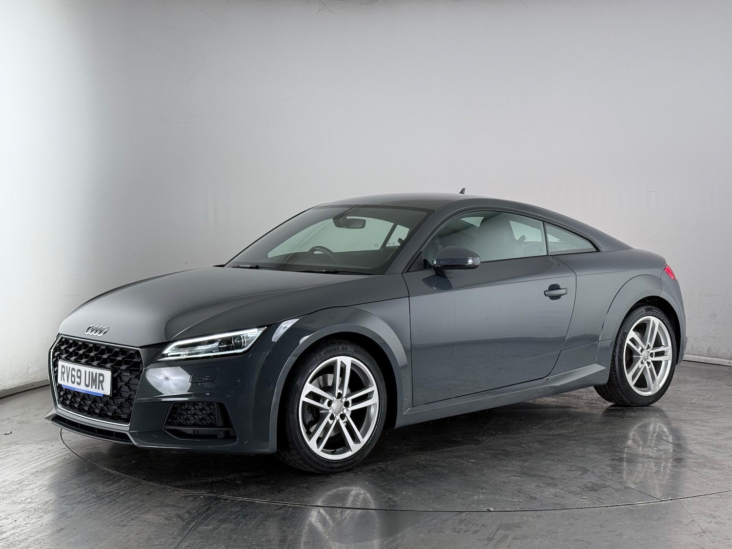 Used Audi TT 2019 for sale - 77243250: Photo 2