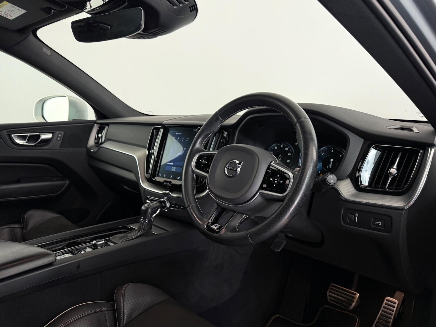 Used Volvo XC60 2018 for sale - 77974336: Photo 20